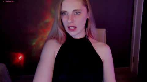 aqualen online show from November 12, 2025, 8:30 pm