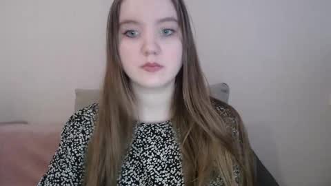 Josefin online show from January 3, 2025, 7:27 am