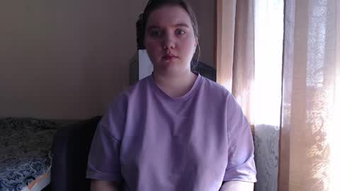 Josefin online show from April 18, 2026, 4:38 am