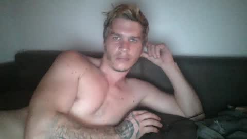 Snapshot of aquastar999 chatting on August 3, 2026, 9:18 pm aquastar999 online show from August 3, 2026, 9:18 pm