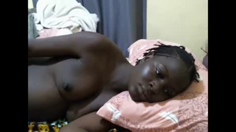 Snapshot of ara_bellah chatting on December 25, 2024, 9:45 am ara bellah online show from December 25, 2024, 9:45 am