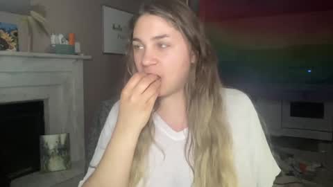 BustyPrincessLeila online show from December 4, 2024, 5:27 am