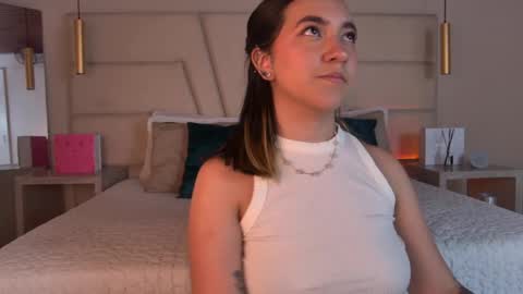 Snapshot of arabella__1 chatting on June 4, 2026, 1:11 am Arabella online show from June 4, 2026, 1:11 am