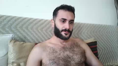 hairycub online show from December 12, 2024, 10:13 am