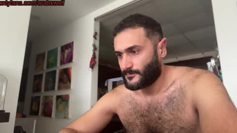 hairycub online show from November 9, 2025, 8:12 am