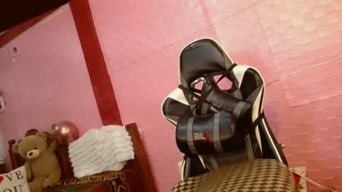 Aranza online show from February 16, 2025, 2:00 pm