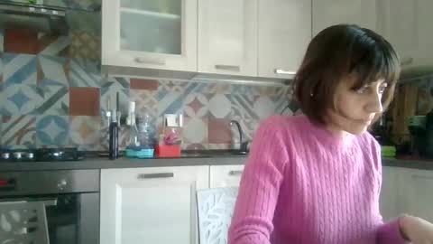 arcobalenorosa25 online show from March 27, 2026, 9:42 am