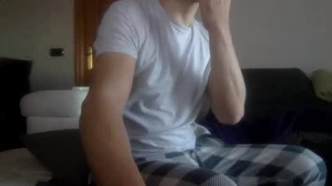 Snapshot of ardiendo36 chatting on February 7, 2025, 8:33 am ardiendo36 online show from February 7, 2025, 8:33 am