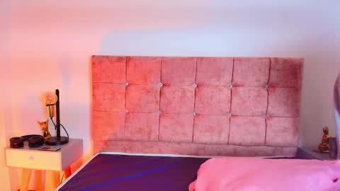 Snapshot of ares_alpha chatting on September 17, 2025, 12:18 pm Ares Alpha online show from September 17, 2025, 12:18 pm