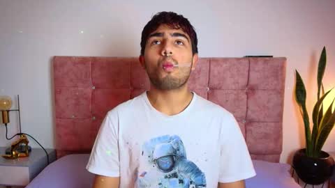 Snapshot of ares_alpha chatting on November 27, 2025, 7:05 pm Ares Alpha online show from November 27, 2025, 7:05 pm