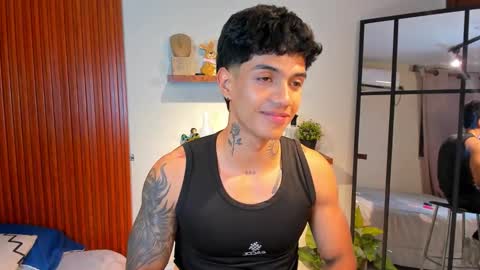 aress444 online show from September 16, 2025, 2:01 am