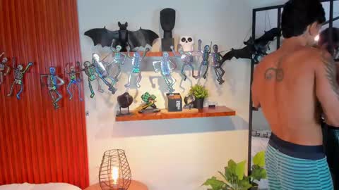 aress444 online show from September 26, 2025, 1:42 am