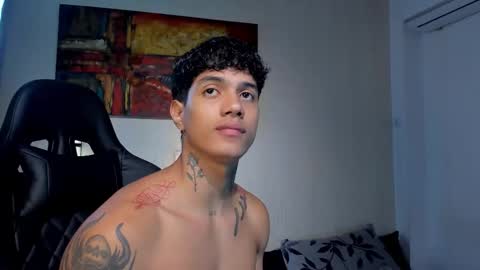 Snapshot of aress444 chatting on December 17, 2025, 8:59 pm aress444 online show from December 17, 2025, 8:59 pm