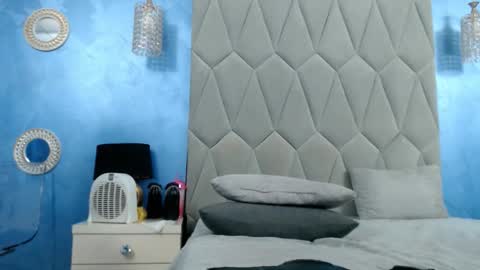 aretialisya online show from October 2, 2025, 5:25 am