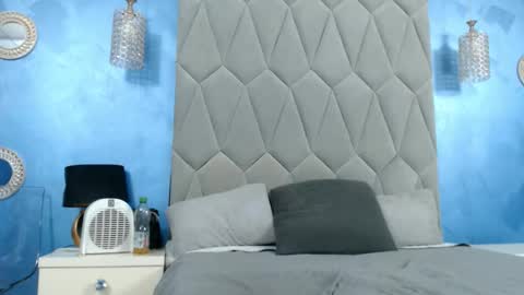 aretialisya online show from October 31, 2025, 6:14 am