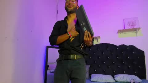 Alex Cortez online show from May 19, 2026, 9:21 pm