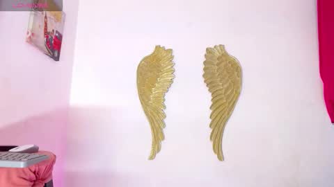 Sofia thomson online show from March 15, 2026, 10:27 pm