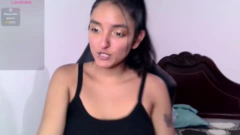 Bella online show from September 29, 2025, 11:53 pm