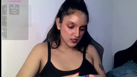 Bella online show from October 22, 2025, 11:37 pm