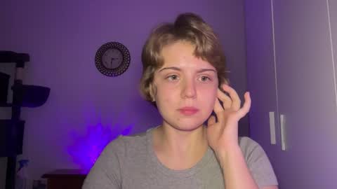 ari_crystal online show from March 3, 2026, 4:13 pm