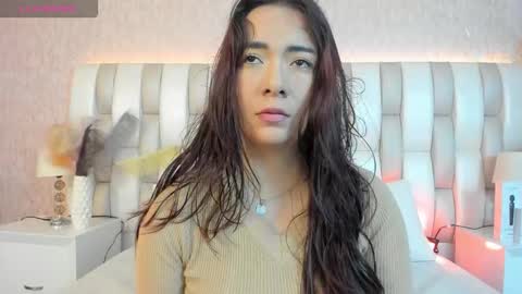 ari_lynn_ online show from January 6, 2026, 3:21 am