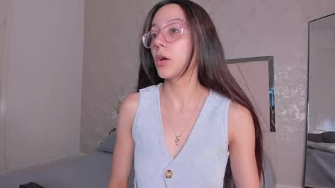 Ari Wilde online show from April 21, 2026, 12:55 pm