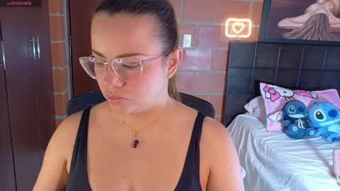 Aria online show from April 27, 2026, 1:42 pm