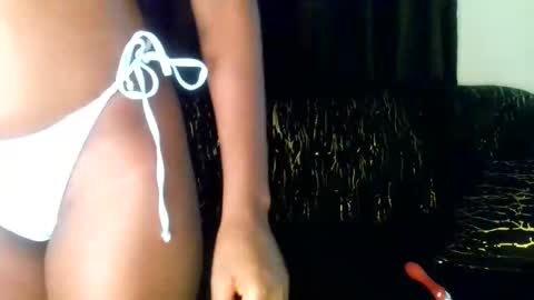 aria_bella25 online show from March 17, 2026, 1:58 pm