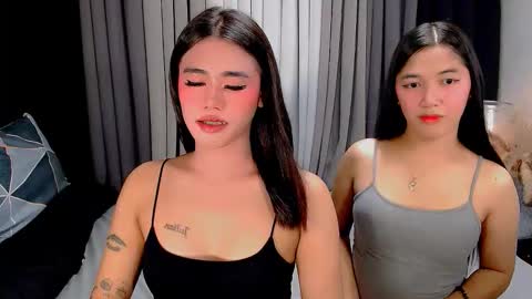 Snapshot of aria_fucks chatting on December 4, 2025, 6:12 am ARIA online show from December 4, 2025, 6:12 am