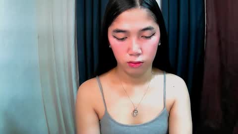 Snapshot of aria_fucks chatting on December 16, 2025, 4:06 am ARIA online show from December 16, 2025, 4:06 am