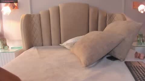 Aria  online show from January 9, 2025, 8:45 am