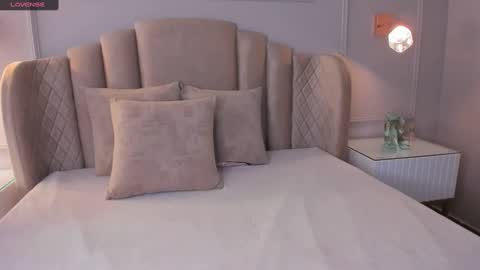 Aria  online show from January 12, 2025, 3:17 am