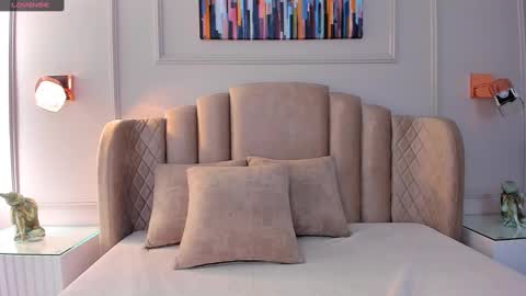 Aria  online show from March 8, 2025, 3:39 am