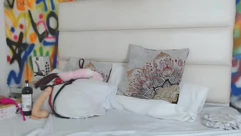 aria online show from February 8, 2025, 11:55 am