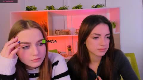 Luna online show from October 27, 2025, 9:35 am