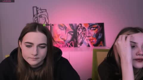 Luna online show from November 19, 2025, 5:40 am