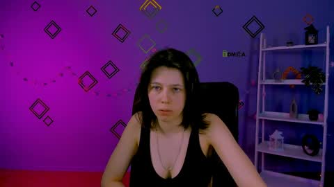 aria_wild_ online show from April 19, 2026, 6:54 pm