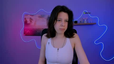 Snapshot of aria_wild_ chatting on May 17, 2026, 7:10 pm aria_wild_ online show from May 17, 2026, 7:10 pm