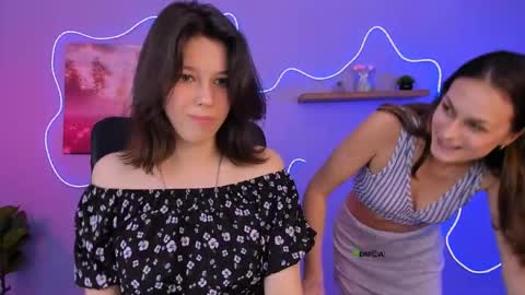 Snapshot of aria_wild_ chatting on May 22, 2026, 7:08 pm aria_wild_ online show from May 22, 2026, 7:08 pm