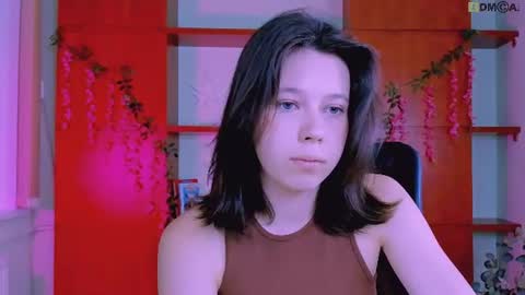 aria_wild_ online show from June 21, 2026, 7:05 pm