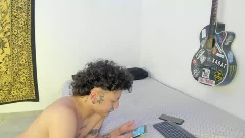 Aria and Orien online show from April 18, 2026, 5:28 pm