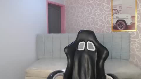 Snapshot of ariabliss_ch chatting on June 24, 2026, 3:05 am ariabliss_ch online show from June 24, 2026, 3:05 am
