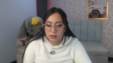 Snapshot of ariabliss_ch chatting on June 25, 2026, 5:12 am ariabliss_ch online show from June 25, 2026, 5:12 am