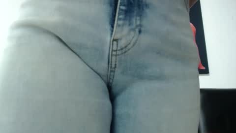 ariacoral online show from March 7, 2025, 5:28 pm