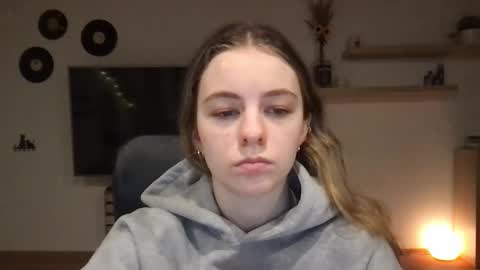 AriaCreazy online show from February 28, 2025, 9:33 pm