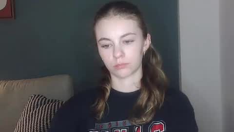 AriaCreazy online show from September 29, 2025, 8:35 pm