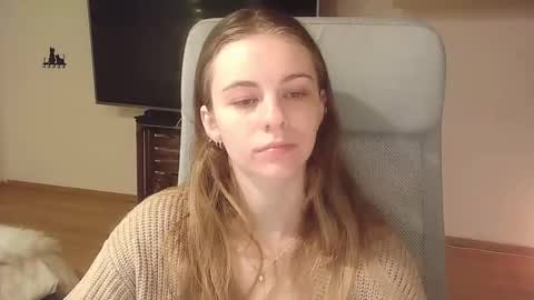 AriaCreazy online show from October 21, 2025, 8:20 pm