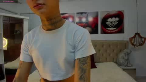 Snapshot of ariadna_05 chatting on June 3, 2026, 11:02 am ariadna online show from June 3, 2026, 11:02 am