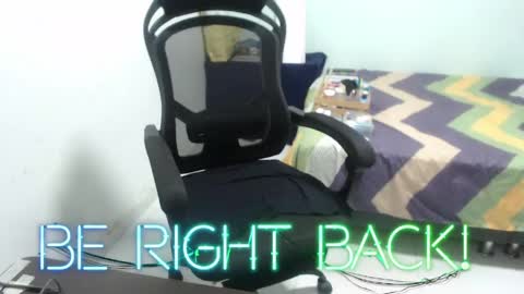 ...Ariana... online show from April 18, 2026, 7:07 pm