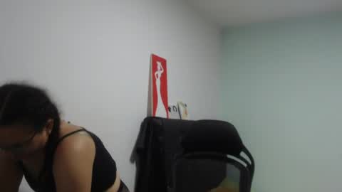 Snapshot of ariadna_6 chatting on June 10, 2026, 5:23 pm ...Ariana... online show from June 10, 2026, 5:23 pm